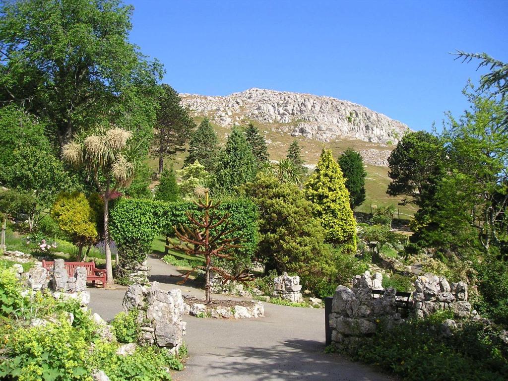 Chilterns Guest House Llandudno Exterior photo